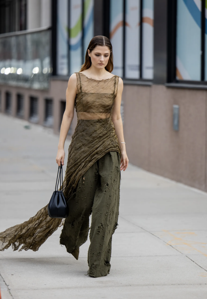 El verde oliva es el nuevo negro