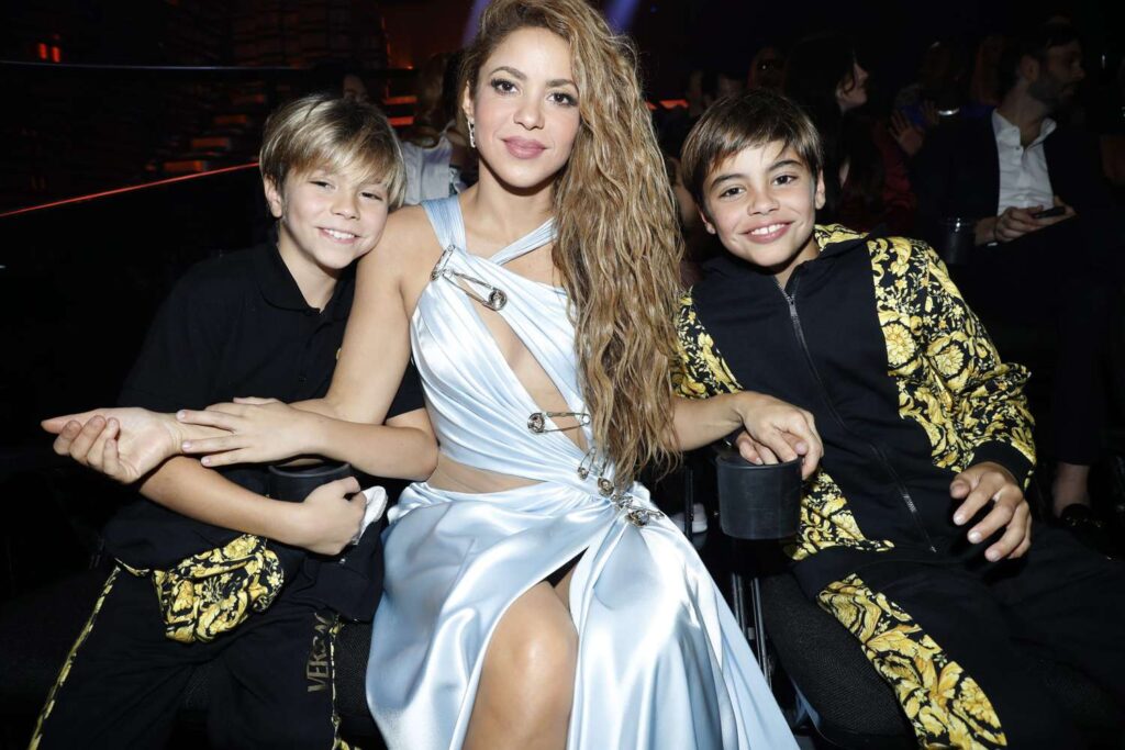 Shakira de gira con sus hijos: ¿y Piqué?