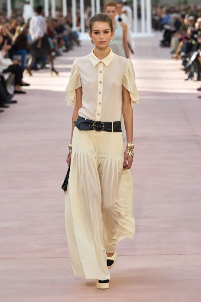 Amarillo Mantequilla: Tendencia Primaveral Irresistible