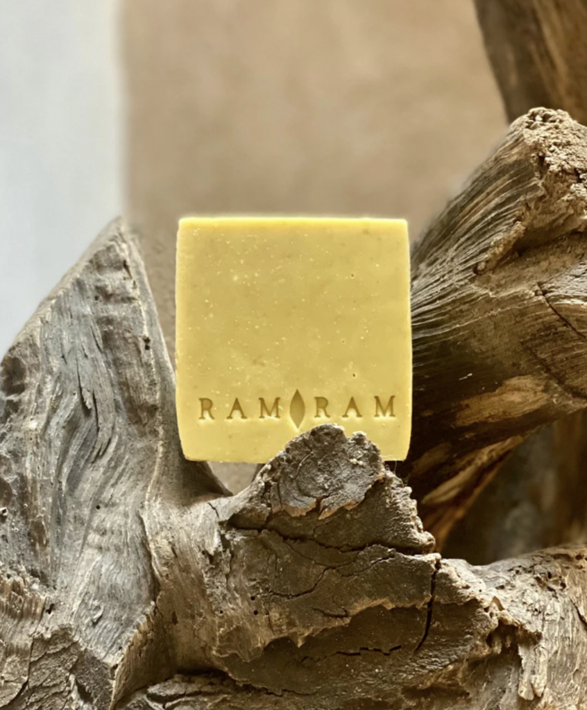 Romero: Belleza Natural Sin Esfuerzo