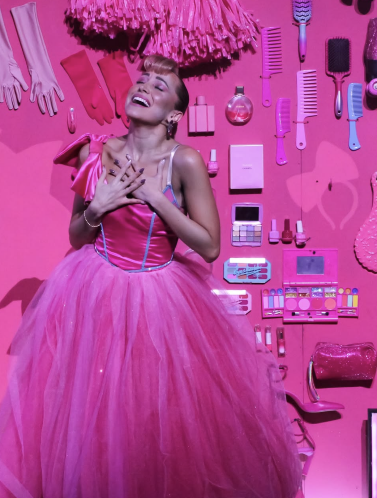 Jessica Díaz: Voz, Pasión y Escena