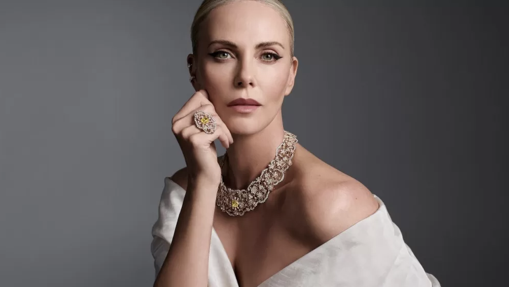 Dior Elige a Charlize Theron