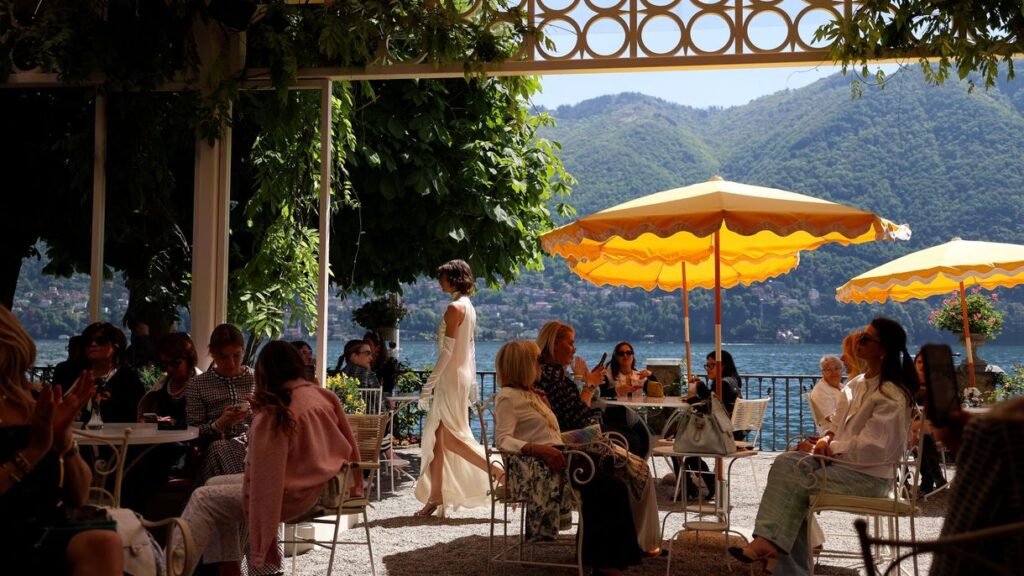 Chanel deslumbra en Lago de Como
