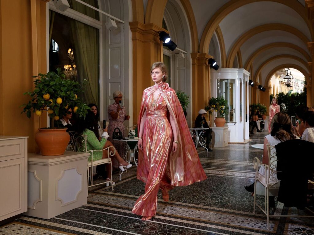 Chanel deslumbra en Lago de Como