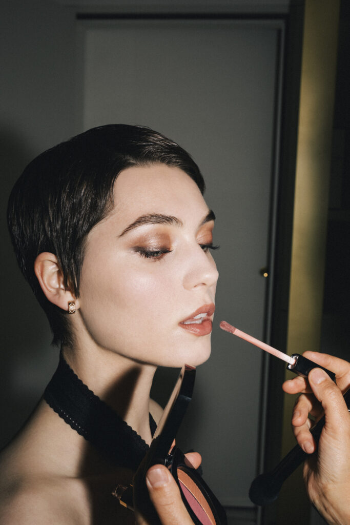El beauty look de Anamaria Vartolomei por Chanel