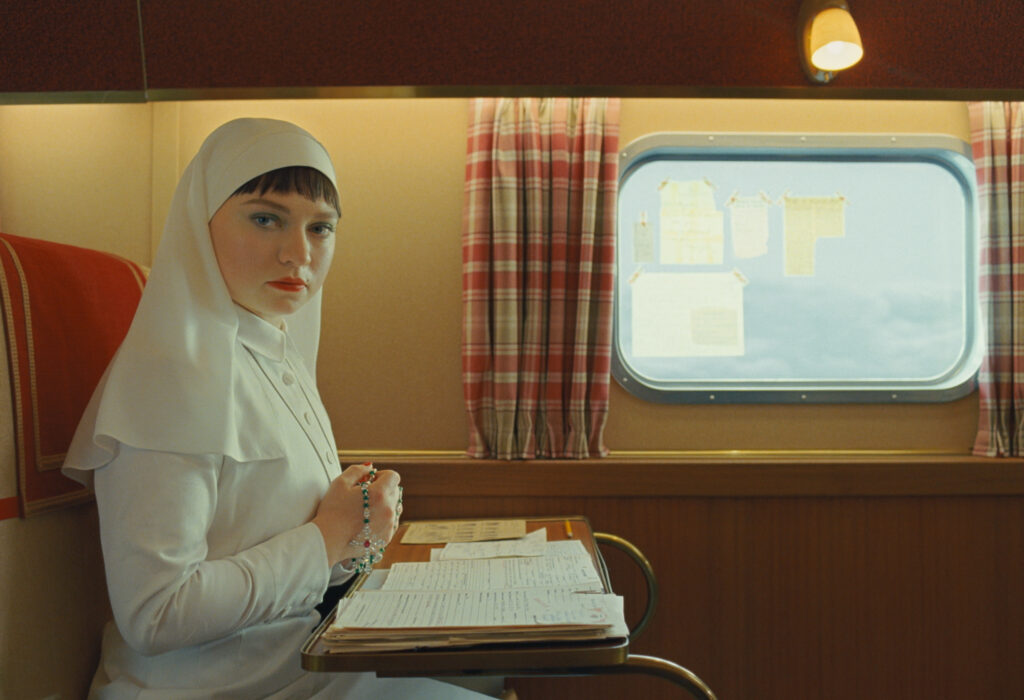 Cartier y Wes Anderson reinventan rosarios