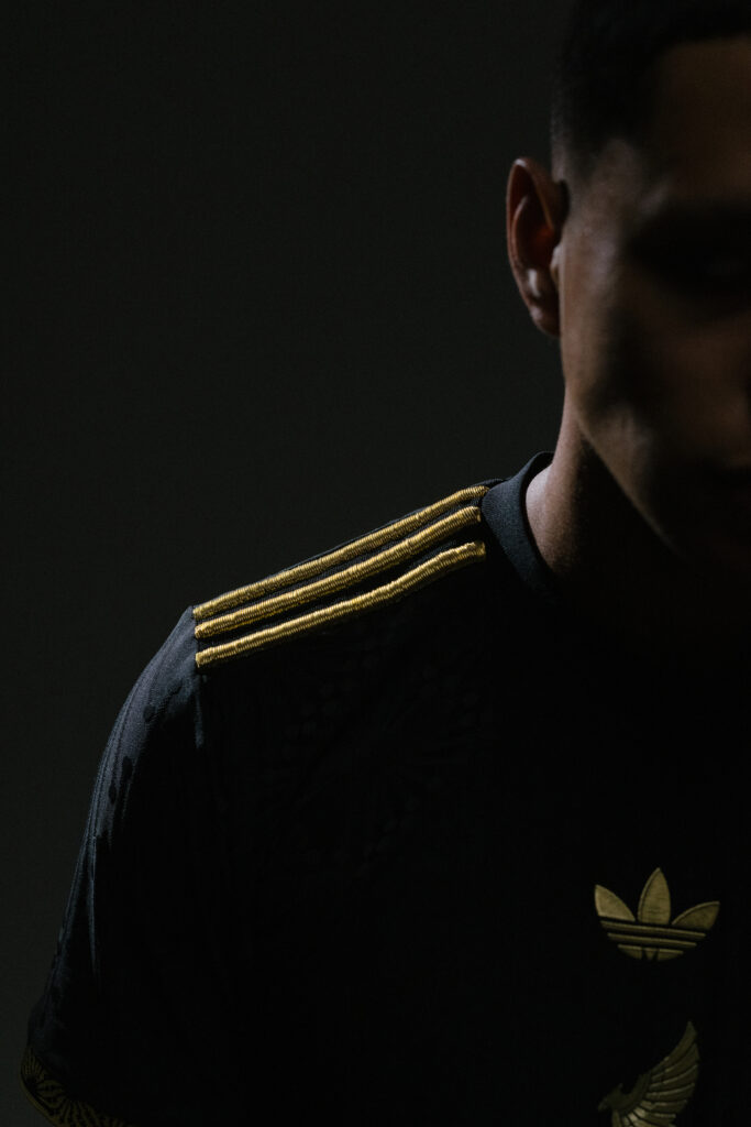 adidas x Julia & Renata: Oro, Puntadas y Pasión Mexicana