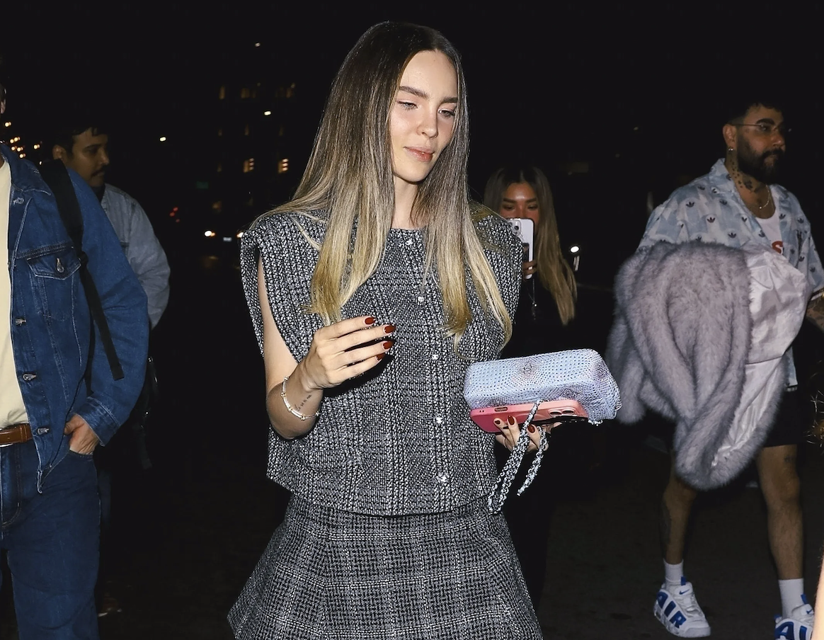 Belinda reinventa el estilo preppy francés
