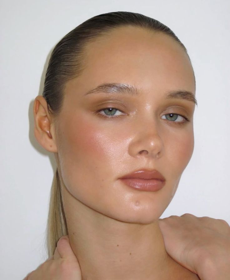 La belleza del nude realista