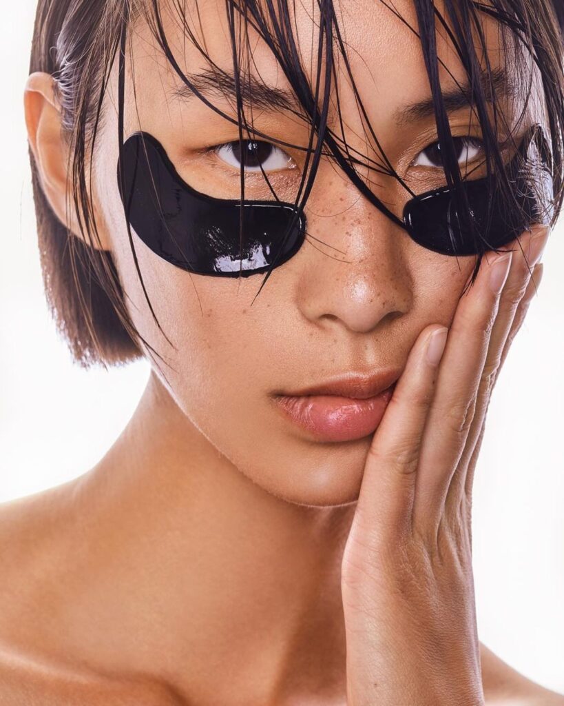 Tendencia Beauty: Parches de Ojos con Glamour