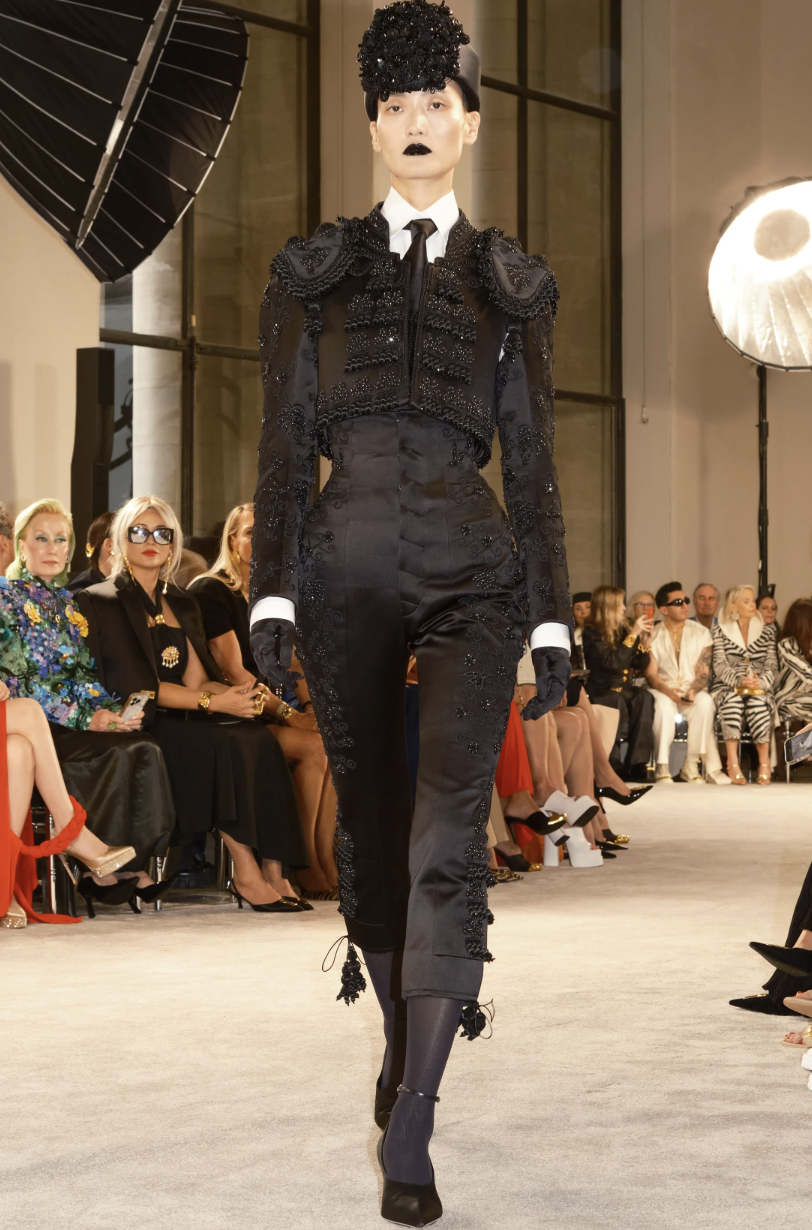 Schiaparelli reinventa la Alta Costura 2025