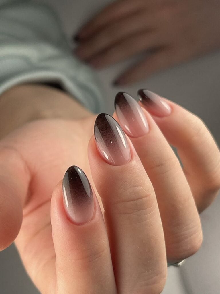 Tendencias de Uñas Otoño 2025