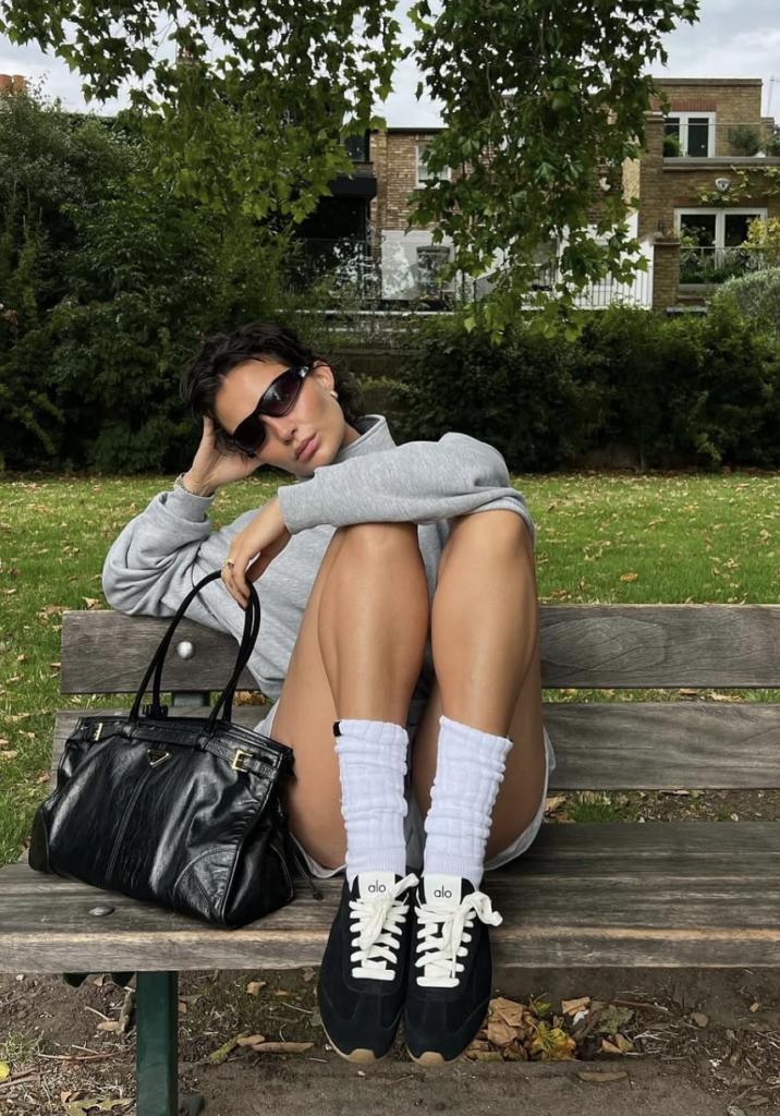 Alo Sunset Sneakers en gamuza