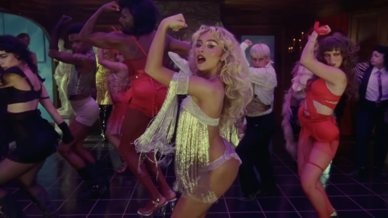 Así es 'Tears', el nuevo video musical de Sabrina Carpenter con Colman Domingo