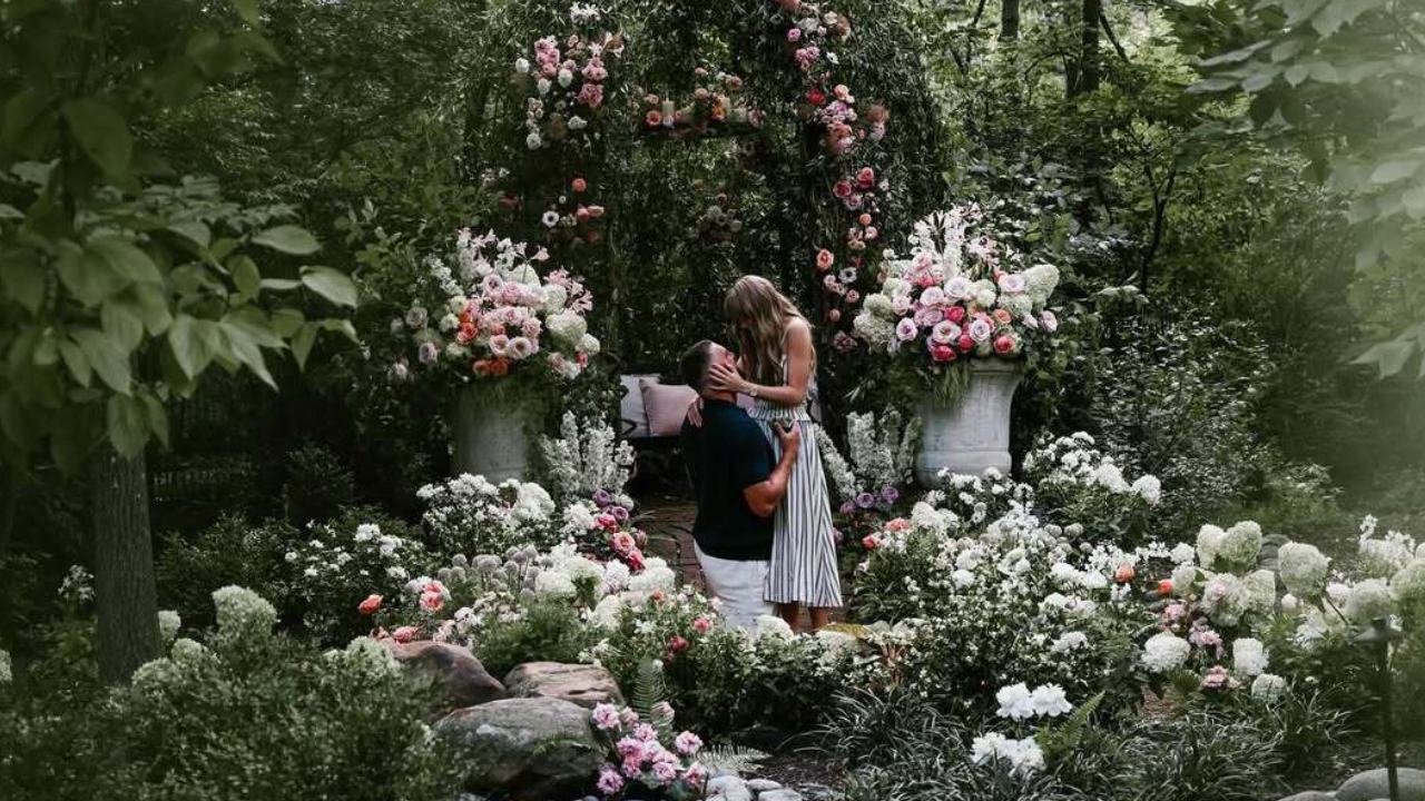 Taylor Swift y Travis Kelce se comprometen, ¡así es el gran anillo!