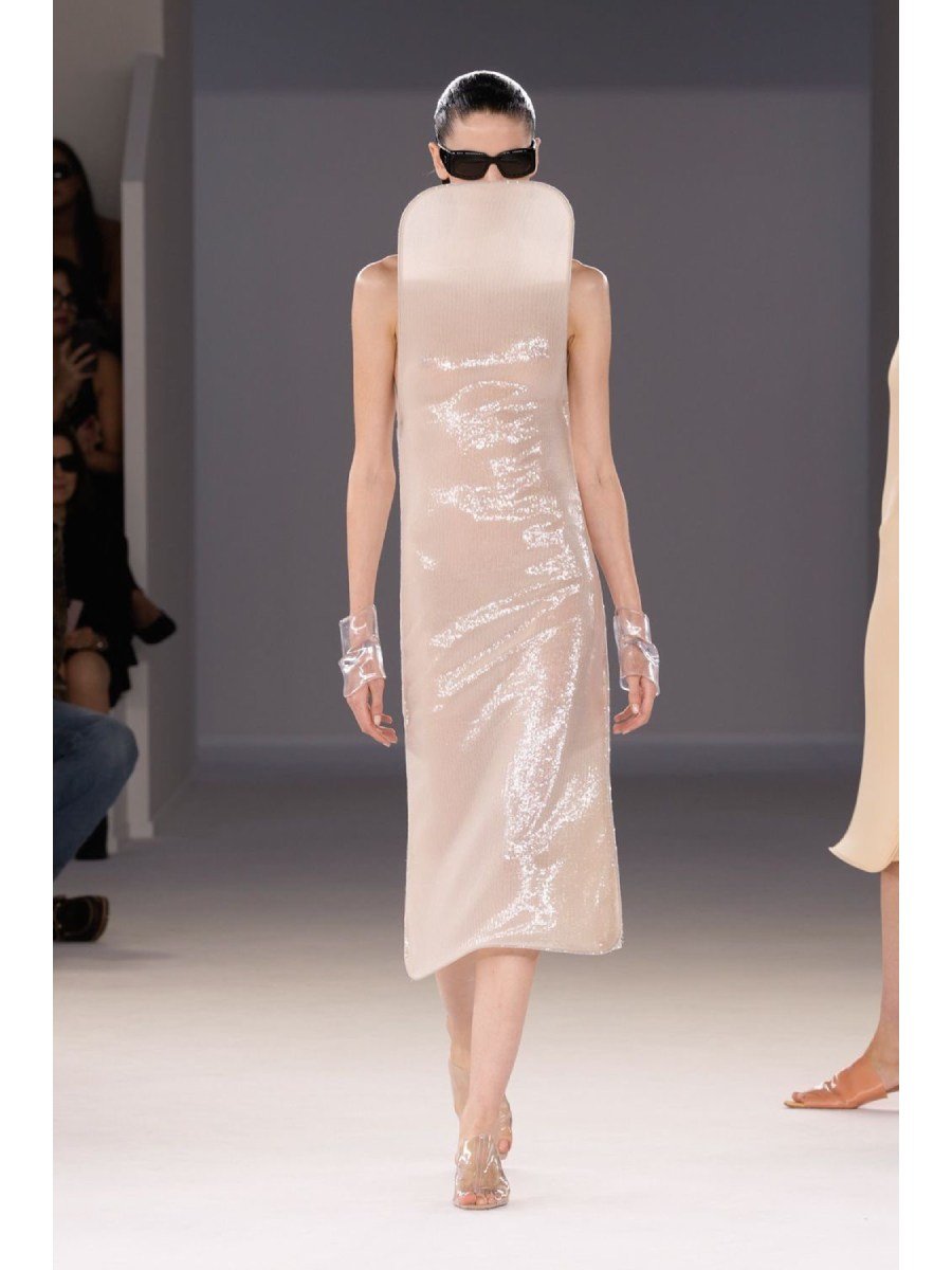 Las tendencias que nos dio el desfile de Courreges en Paris Fashion Week