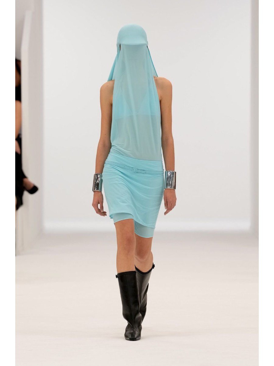 Las tendencias que nos dio el desfile de Courreges en Paris Fashion Week