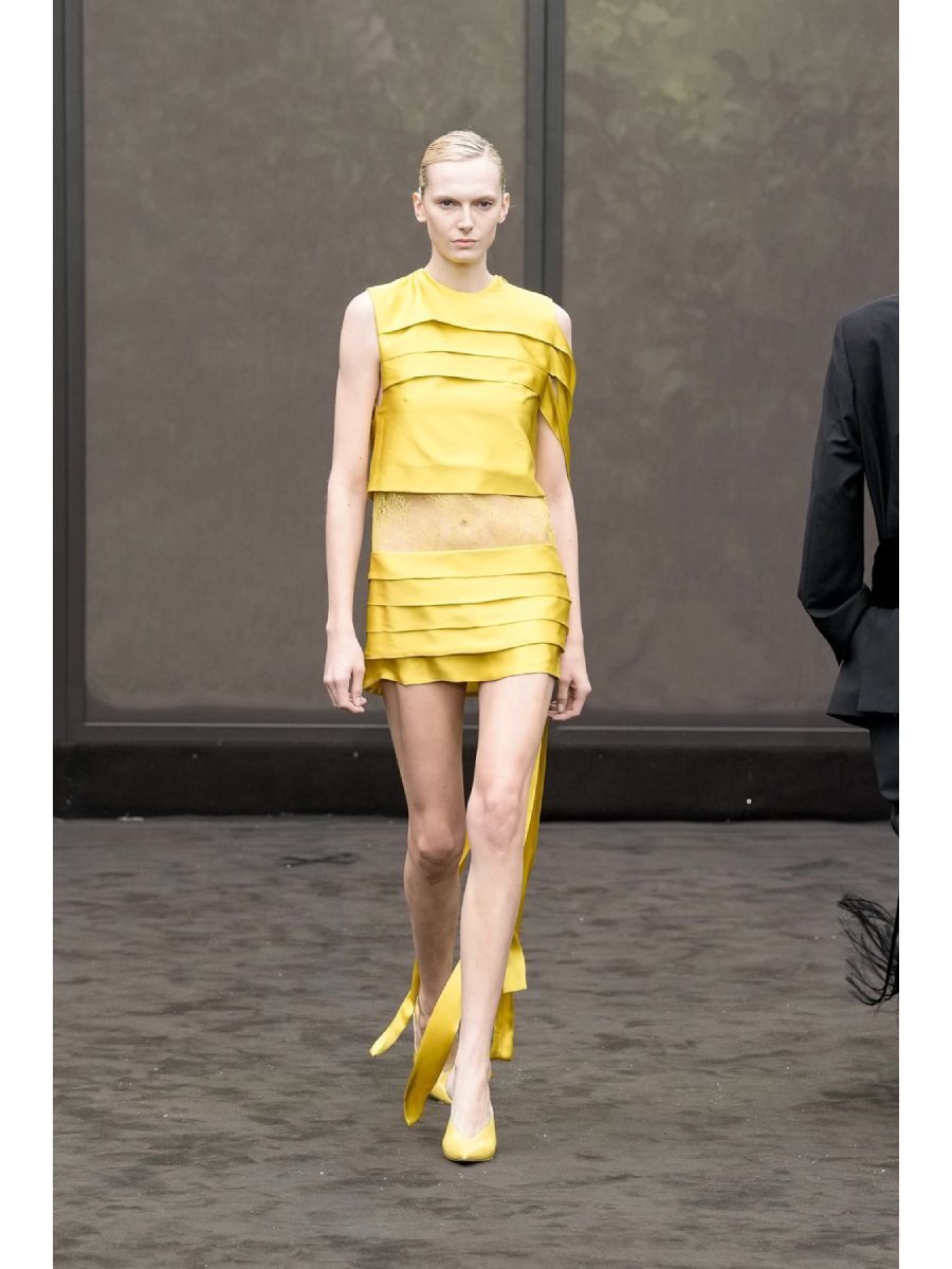 Las tendencias que vimos en Ferragamo SS26 RTW en Milán