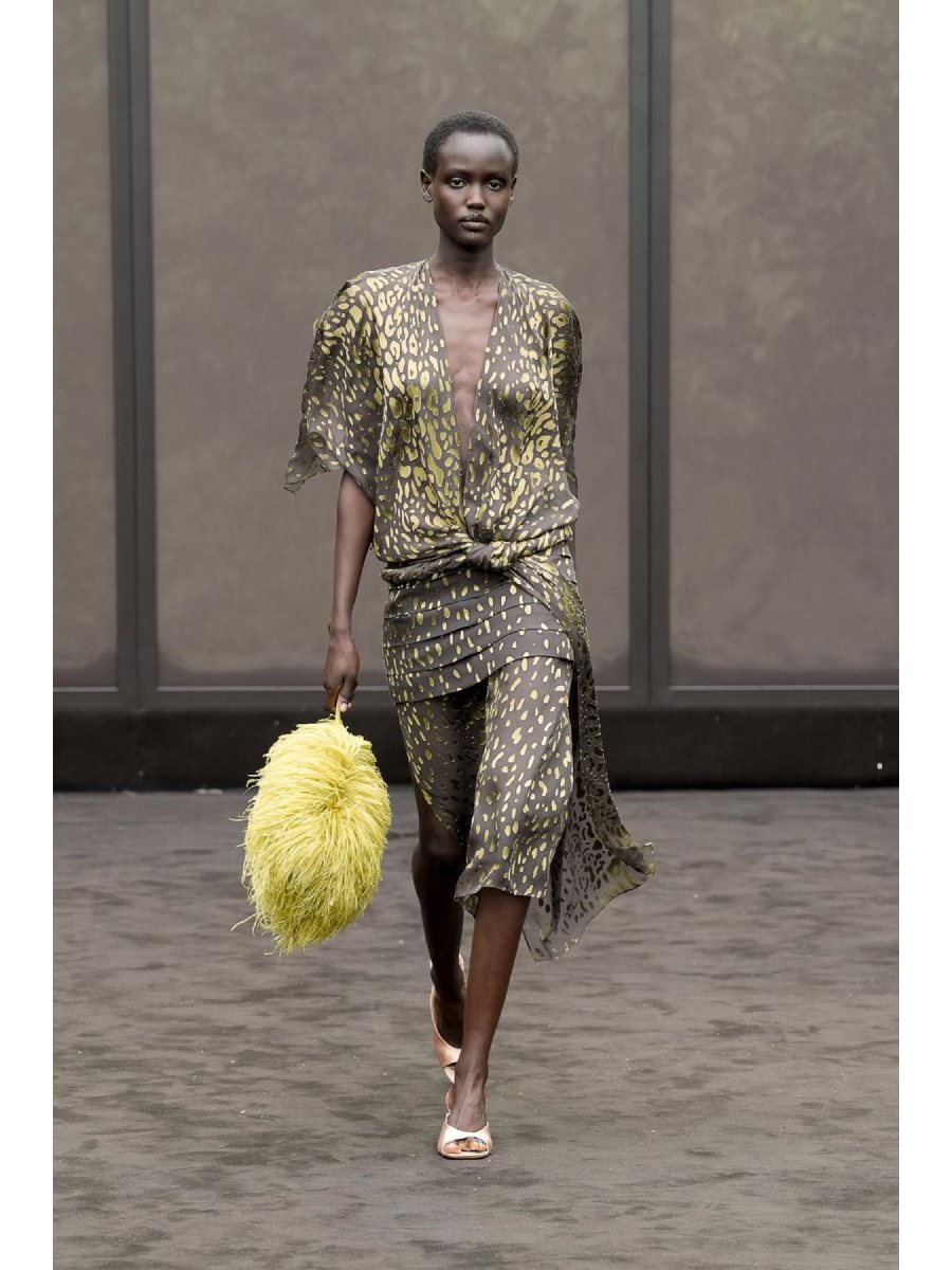 Las tendencias que vimos en Ferragamo SS26 RTW en Milán