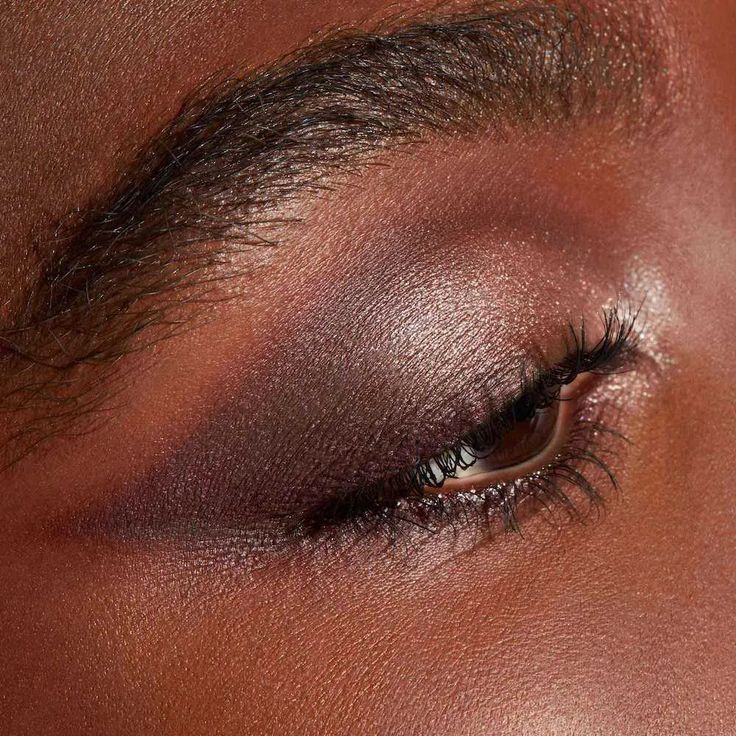 El regreso del eyeshadow audaz este otoño