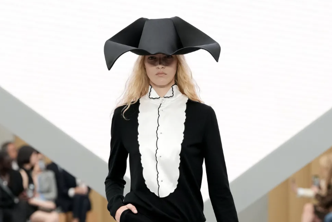 Dior Spring 2026 conquista Paris Fashion Week