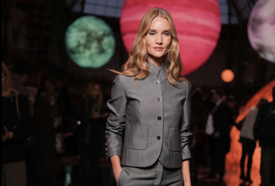 Las estrellas brillan en el debut de Chanel