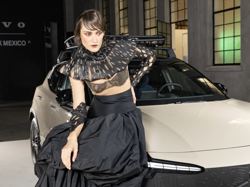 Alexia Ulibarri deslumbra en Volvo Fashion Week