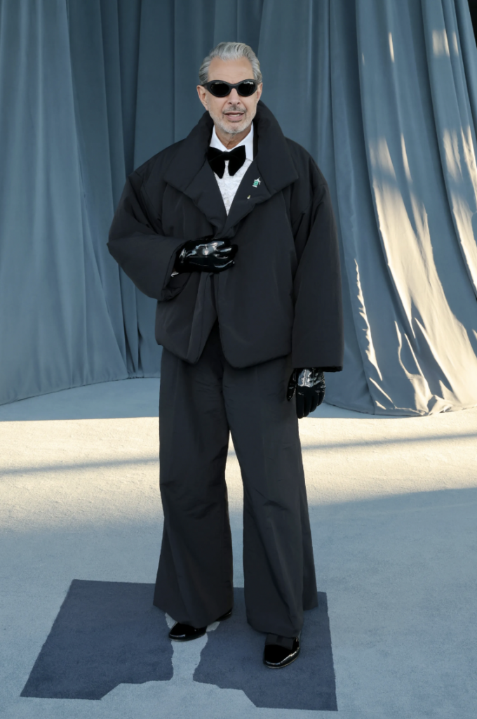 Mejores Looks de la Alfombra Roja de la Academy Music Gala en Los Ángeles