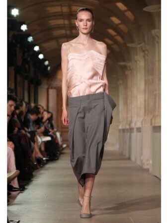Así fue el desfile de Victoria Beckham SS26 en Paris