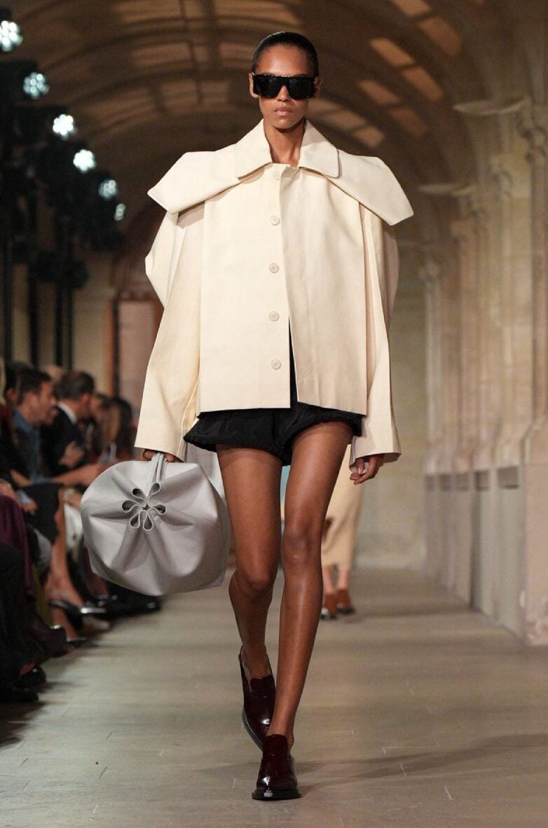 Así fue el desfile de Victoria Beckham SS26 en Paris
