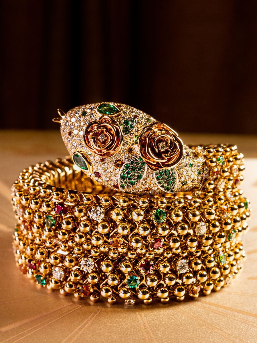 Bvlgari presenta en el SIAR 2025 el reloj secreto Serpenti Pallini Secret Watch
