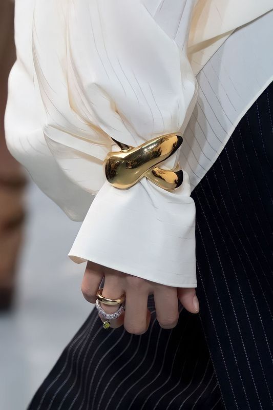 Las maxipulseras: el secreto perfecto del estilo