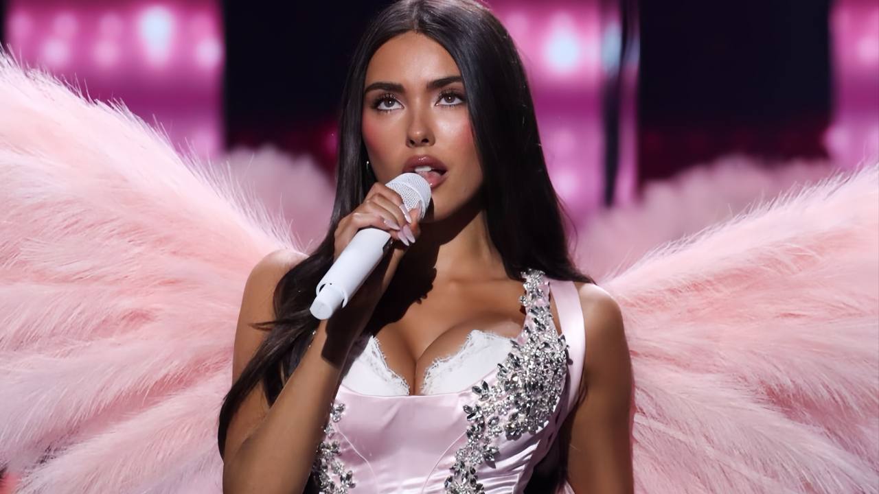 Los beauty looks del Victoria's Secret Fashion Show que muestran glamour en el maquillaje