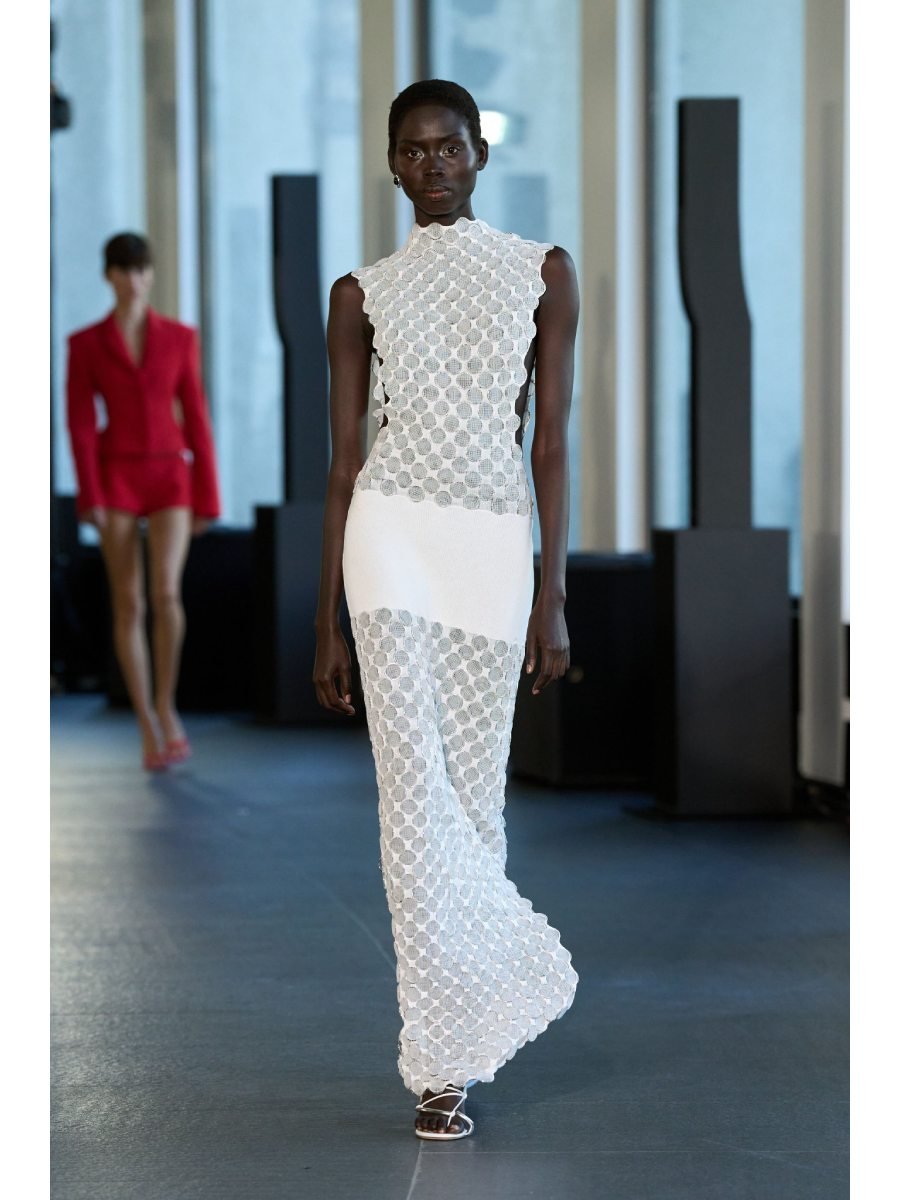 Christopher Esber SS26 en Paris Fashion Week