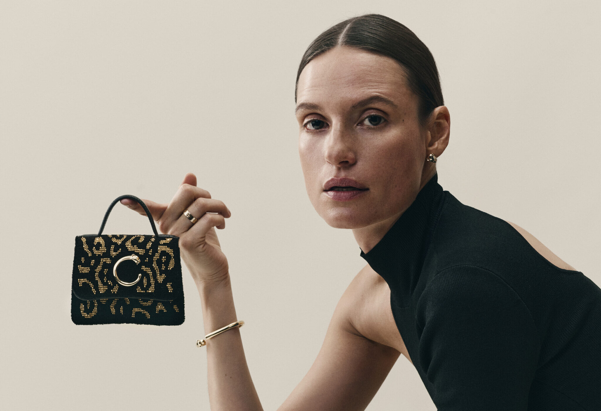 Cartier Reinventa Bolsos Icono Con Alta Costura