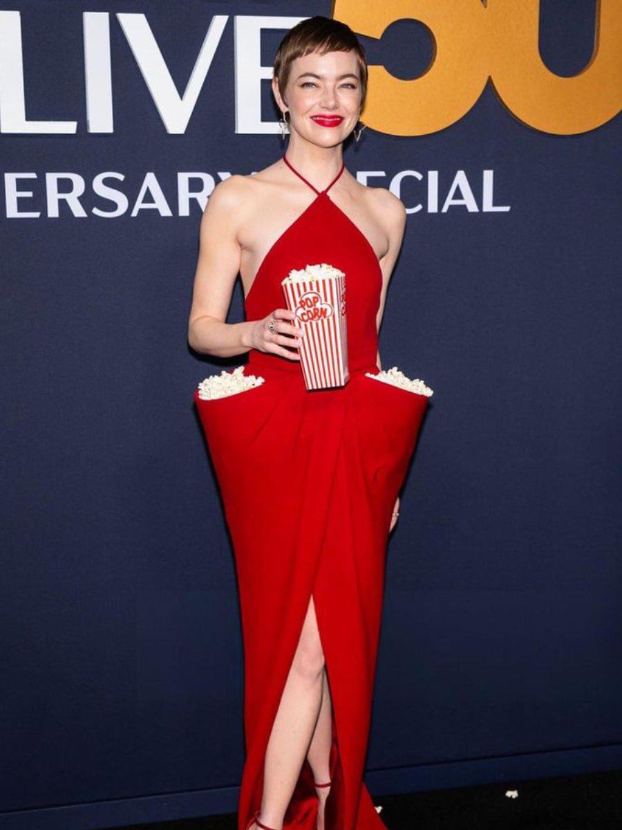 Emma Stone cumple 37 años y hacemos un recuento de sus mejores looks