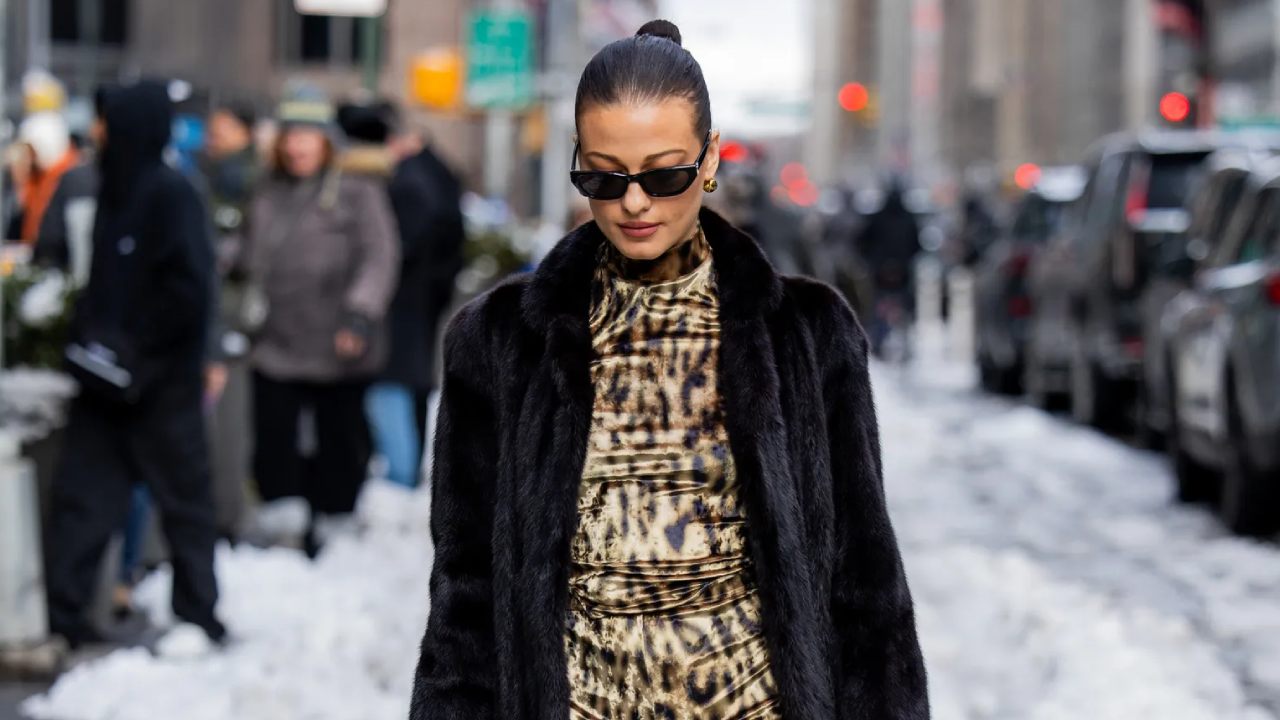 Estilismo con animal print para este invierno
