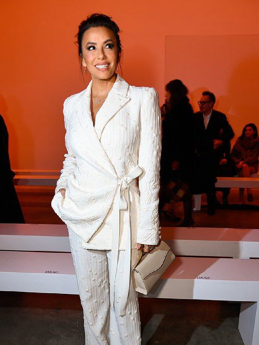 Las hombreras regresan con fuerza este otoño-invierno 2025