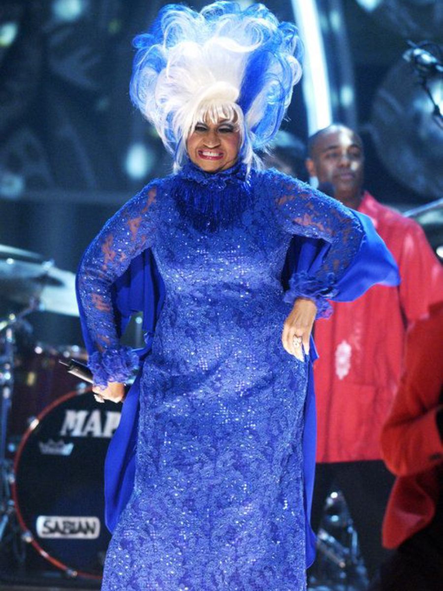 Los looks más históricos de los premios Latin Grammy