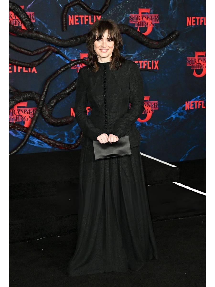 Millie Bobby Brown reaparece en la alfombra roja de Stranger Things junto a David Harbour