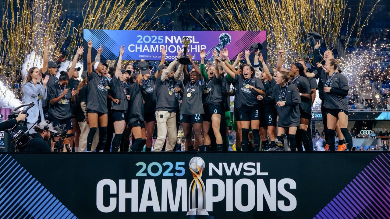 Tiffany & Co. celebra al NJ/NY Gotham FC por su victoria en el campeonato NWSL 2025