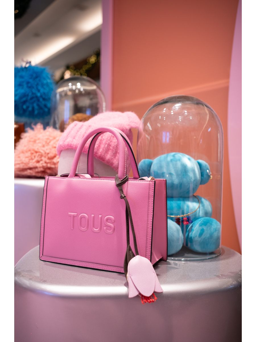 TOUS inaugura una pop-up conmemorativa por los 40 años del Oso en El Palacio de Hierro Polanco