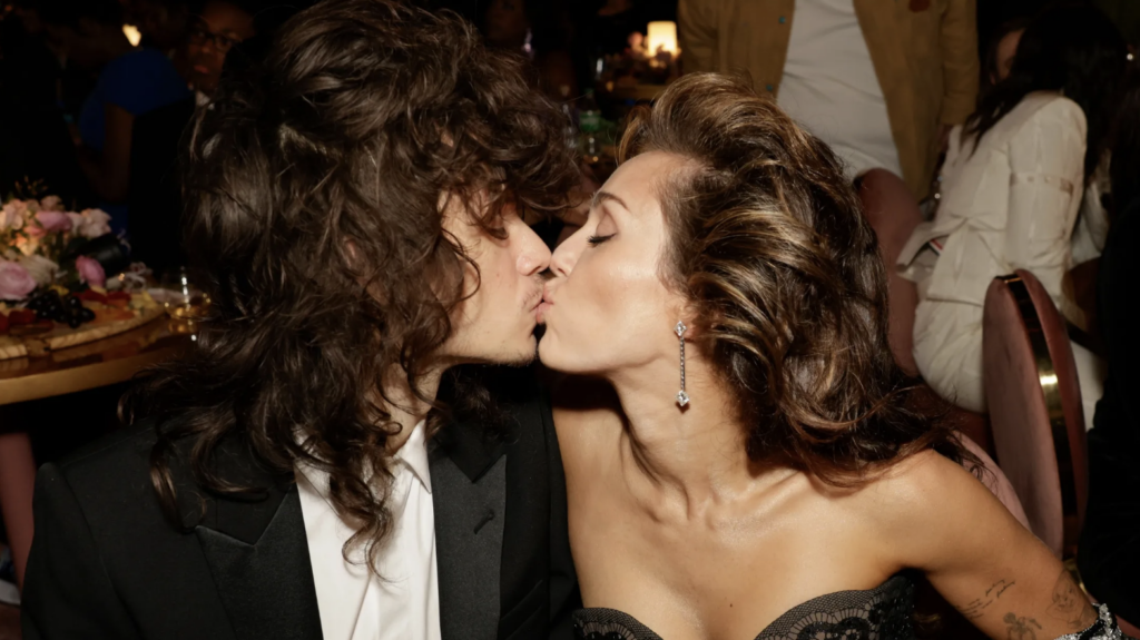 Miley Cyrus y Maxx Morando confirman compromiso