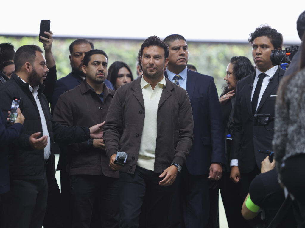 Checo Pérez nuevo embajador de Tommy Hilfiger