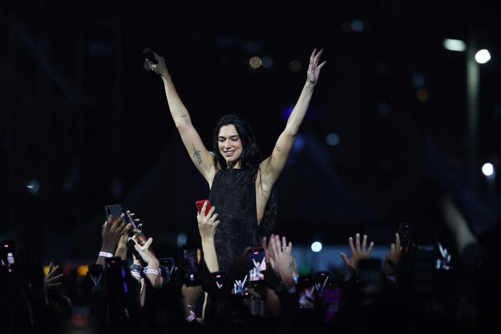 Oye Mi Amor Dua Lipa Fher Olvera