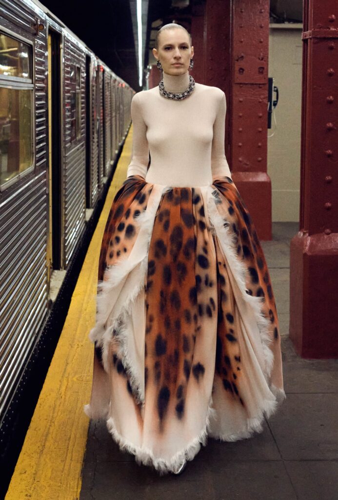 Chanel Métiers d'art Nueva York: Un Encuentro Sublime en el Corazón Metropolitano