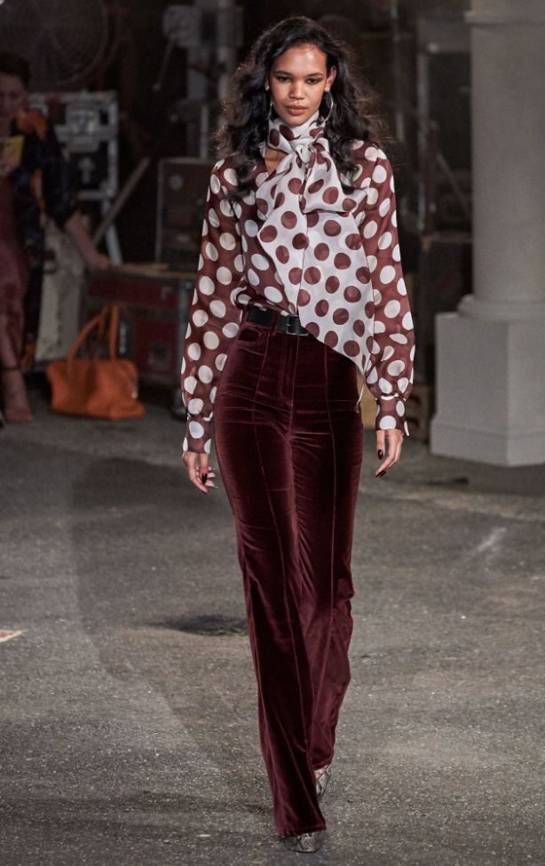 Tercipelo: 10 looks que te harán triunfar esta temporada