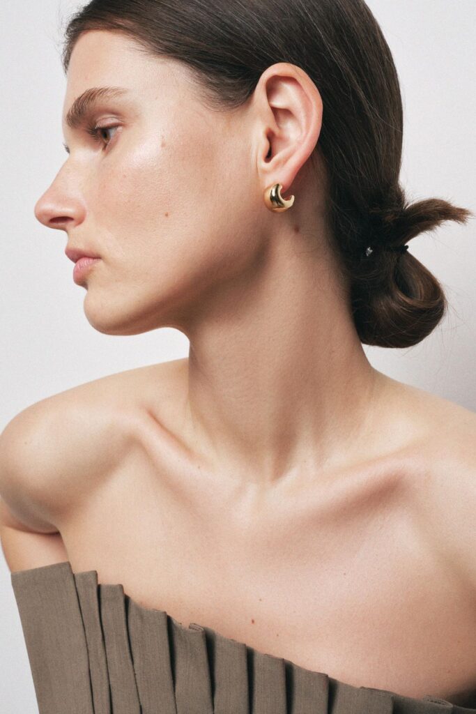 Aretes cortos o largos: la guía definitiva para saber cuándo llevar cada uno