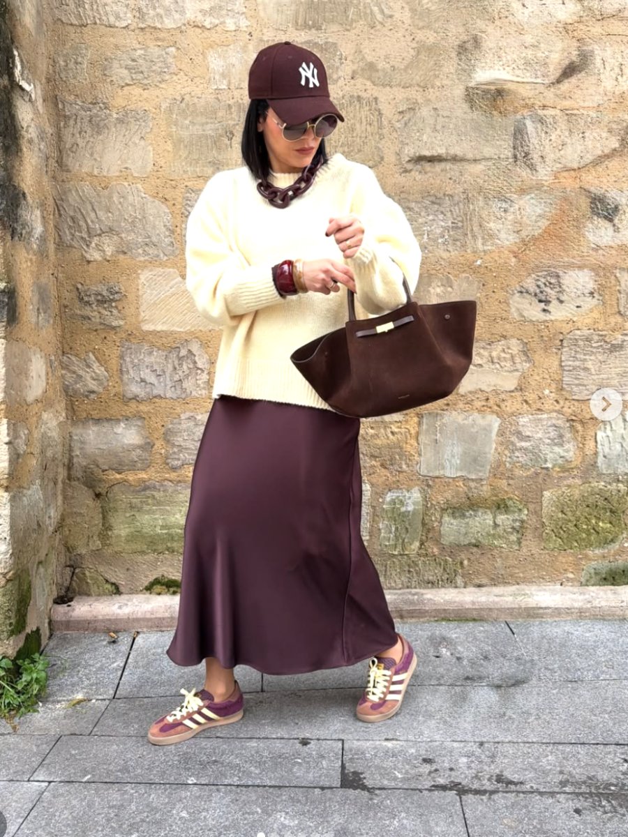 Las mejores formas de combinar una falda satinada durante invierno