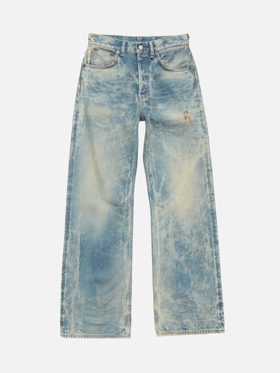 Whashed Out Jeans: los pantalones que estarán de moda en 2026